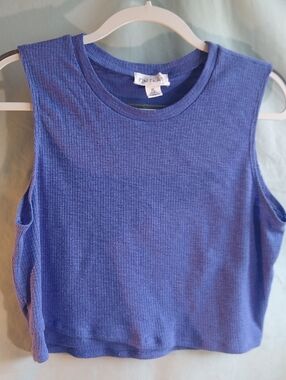 Outlaw Women's Ribbed Crop Tank in Blue